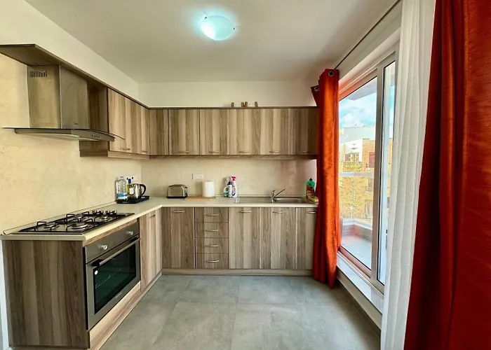 Mive-delux Three Bedroom In Marsaskala