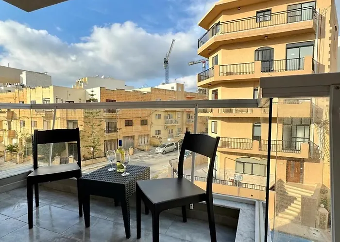 Mive-delux Three Bedroom In Apartment *